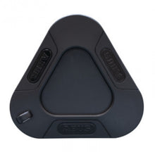 Load image into Gallery viewer, Oldaltámasz alátét a motor stabil megtámasztásához
Megakadályozza a kitámasztó besüllyedését laza, homokos vagy sáros talajon
Védi a padlót és a burkolatot garázsban vagy bemutatóteremben
Kompakt és könnyű kialakítás, könnyen hordozható