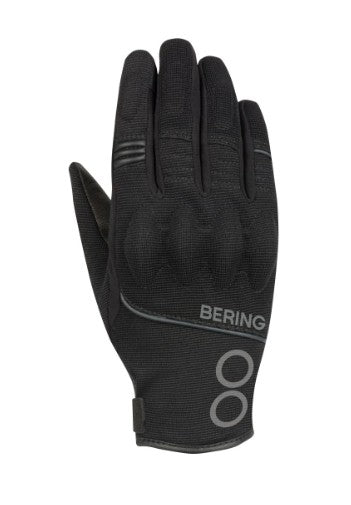 Átmeneti kesztyű.
Spandex, Amara , kecskebőr külsőrész.
Vízálló és lélegző membrán.
Thermo vatta bélés.
Bütyökvédő protektor.
Megerősített tenyérrész.
Sensor System érintőképernyő kompatibilitás.
Csuklónál szűkíthető.
Fényvisszaverő betétekkel.
Rövid kialakítás.
Repreve® 100%-ig újrahasznosított hálós bélés.
Homologizáció: EN 13594: 2015.