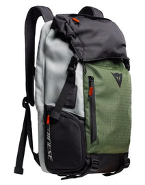 Űrtartalom: 27L

Méretek és tömeg: 51*29*18 cm - 0,45kg

Nagy és praktikus, egy nagy elülső zsebbel, két oldalsó zsebbel

két praktikus belső zsebbel, köztük egy párnázott számítógéprekesszel , amely lehetővé teszi a hozzáférést kívülről.
Rendkívül kényelmes és funkcionális, két irányban állítható mellkaspánttal