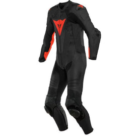DAINESE LAGUNA SECA 5 egyrészes perforált motoros bőrruha Fekete piros