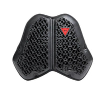 Load image into Gallery viewer, Egyrészes mellkasprotektor
EN 1621-3 Level 2 minősítés
Rugalmas, ergonomikus Pro-Armor szerkezet
Kiváló szellőzés és alacsony súly
Magas szintű ütéselnyelés mozgáskorlátozás nélkül