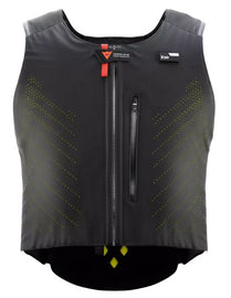 A Dainese Smart Jacket evolúciója, a Smart Air egy innovatív légzsákrendszer, amely könnyen viselhető bármilyen ruha felett vagy alatt, köszönhetően az új, minimális koncepció kialakításának, amely hihetetlenül könnyűvé és ergonomikussá teszi .