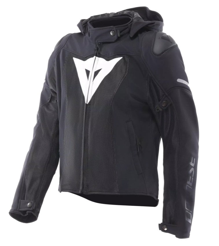 Softshell és mesh panelek&nbsp;
Sportos női szabás&nbsp;
Pro-Armor váll- és könyökvédők (EN 1621.1 Level 1)
EN 17092 Class A tanúsítás&nbsp;
Smart Air™ kompatibilis kialakítás&nbsp;
Levehető kapucni
1 vízálló belső zseb + 2 külső zseb&nbsp;
Kabát–nadrág összekötő hurok&nbsp;
Állítható nyak, derék és mandzsetta&nbsp;
Hálós belső bélés