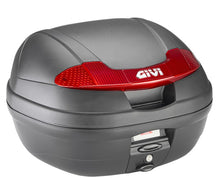 Load image into Gallery viewer, Monolock technológia;
terhelhetőség: 3 kg;
űrtartalom: 34 liter;
a dobozfedél könnyedén cserélhető más színűre;
a szett univerzális rögzítő platnit tartalmaz;
opciós lehetőségek: fényezett fedél, háttámla;

Az extrák megvásárolható kiegészítők!
