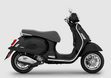 Load image into Gallery viewer, VESPA GTS 300 FEKETE