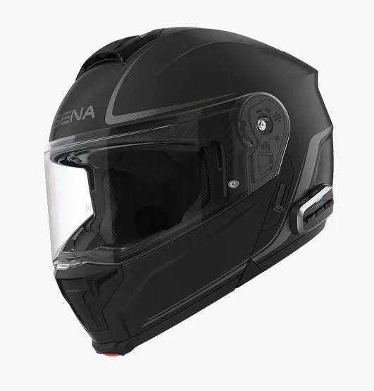 2. generációs HD hangszórók

Bluetooth 5.2

Mesh Intercom
&nbsp; &nbsp; &nbsp; &nbsp;- Mesh Intercom 3.0
&nbsp; &nbsp; &nbsp; &nbsp;- 1,2 km-es hatótávolság nyílt terepen
&nbsp; &nbsp; &nbsp; &nbsp;- Nyílt Mesh, 6 csatorna és korlátlan számú résztvevő
&nbsp; &nbsp; &nbsp; &nbsp;- Csoportos Mesh, akár 24 résztvevő

Wave Intercom
&nbsp; &nbsp; &nbsp; &nbsp;- Korlátlan számú résztvevő
Advanced Noise Control™
Beszélgetési idő: 20 óra
Töltési idő: 2,5 óra
ABS héjszerkezet (ECE)

Pinlock 70 kompatibilis