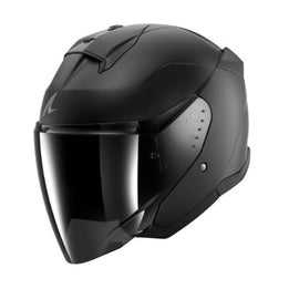 Termoplaszt héjszerkezet.
Több rétegű EPS ütéselnyelő bélés.
ECE 22-06 biztonsági szabvány.
Ajándék Pinlock 70 páramentesítő betét.
Pinlock 70 fogadására előkészített magas ellenállóképességű, karcmentes optikai 1-es minősítésű plexi.
Könnyen, szerszámok nélkül eltávolítható plexi.
Pinlock állítására alkalmas távtartók.
Karc és páramentes napszemüveg.
Több ponton állítható szellőzőrendszer.
Aerodinamikus külső kialakítás.
Patenttel rögzülő eltávolítható bélés.
EasyFit szemüveg előkészítés.
Mikrometrikus gyo